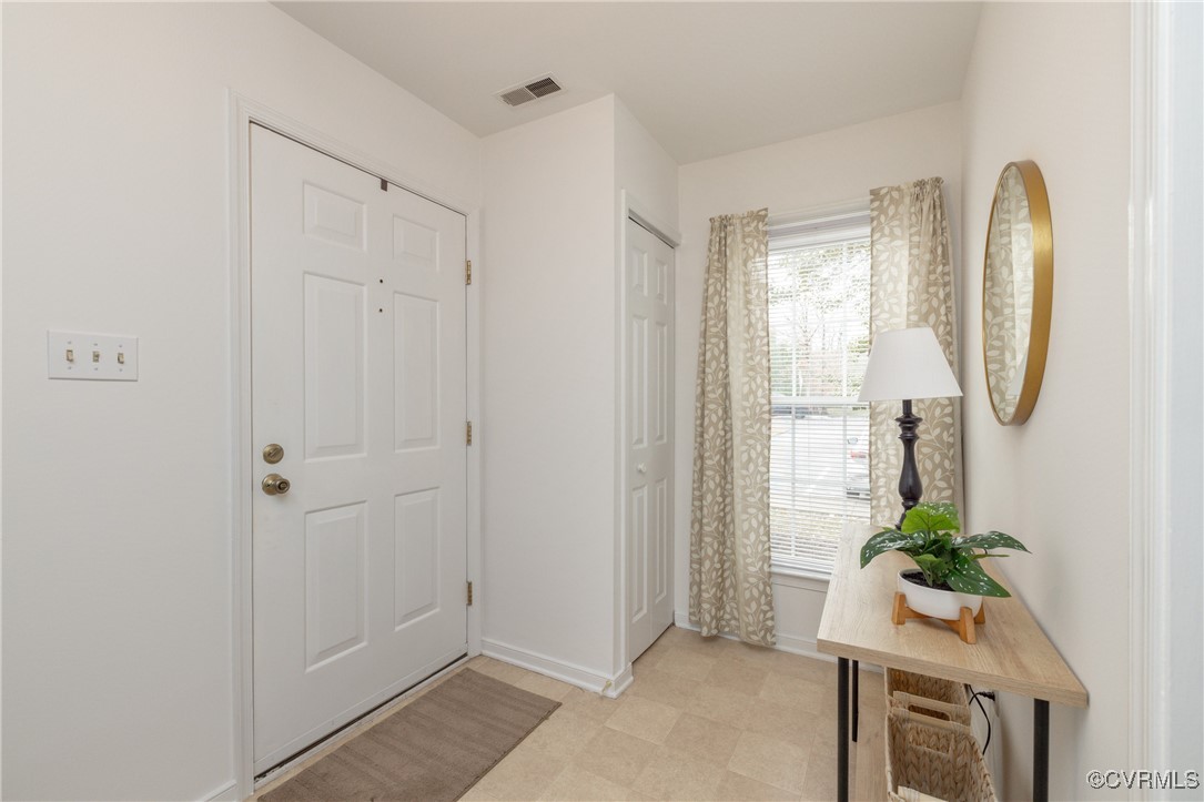 9600 Tree Line Terrace Chesterfield, VA 23832 - Photo 5 of 37 Gallery Image 5