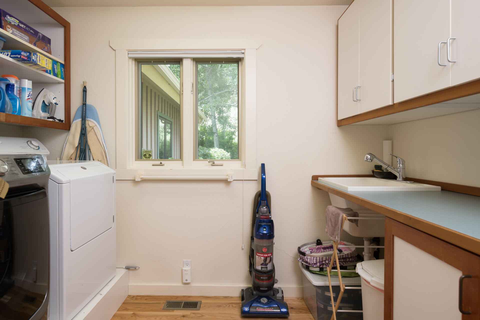 121 Aspen Hollow Road Hailey, ID 83333 - Photo 23 of 34 Laundry
