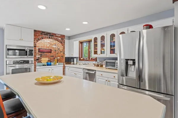 $749,900 | 36 Sunrise Avenue, Leominster, MA 01453