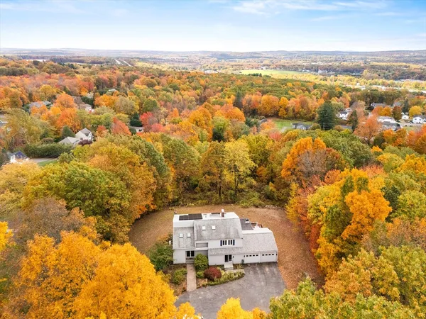 $749,900 | 36 Sunrise Avenue, Leominster, MA 01453