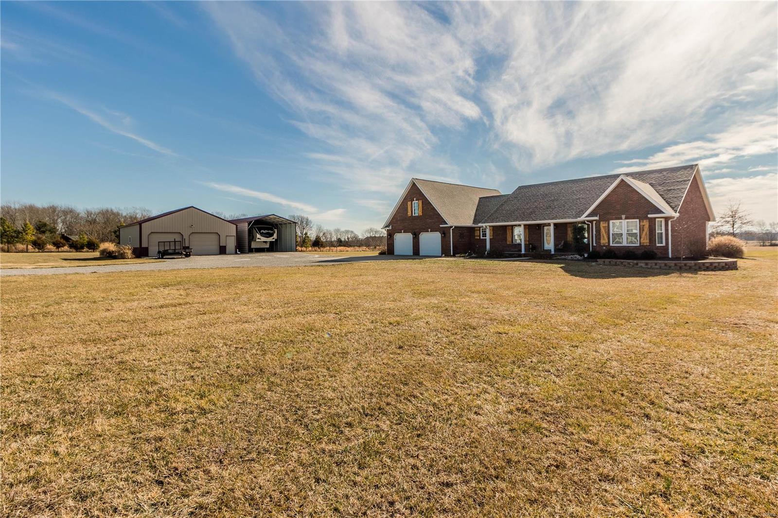 15043 Sulphur Springs Road Creal Springs, IL 62922 - Photo 2 of 45 Gallery Image 2