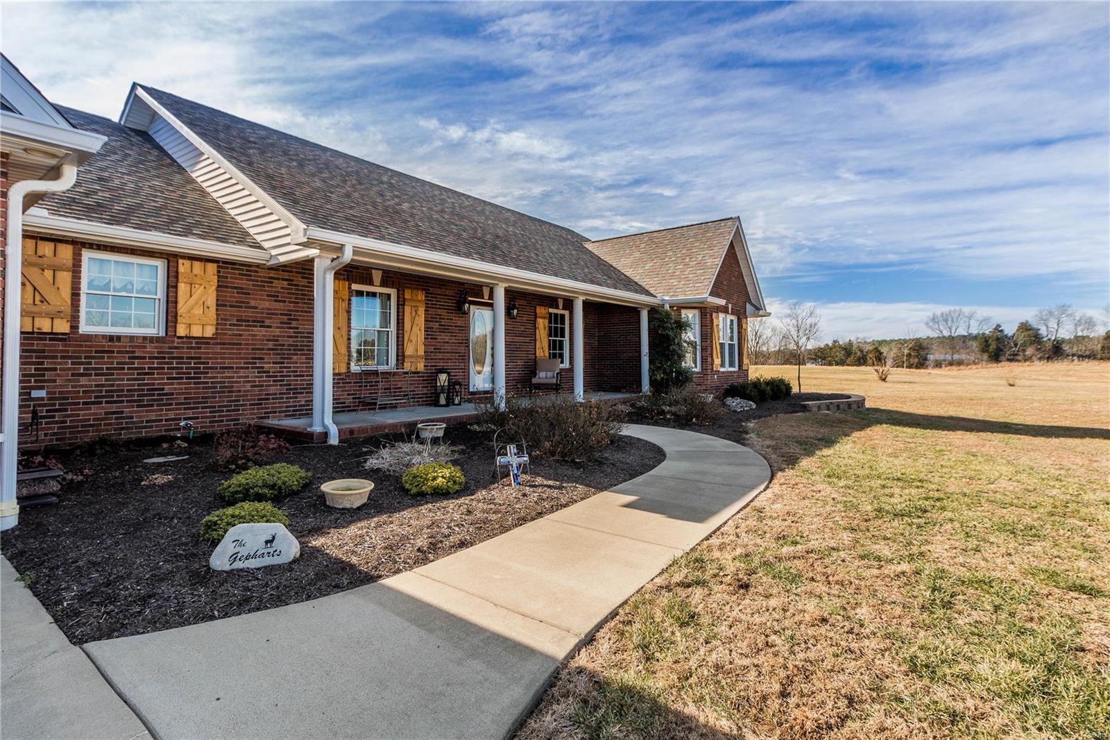 15043 Sulphur Springs Road Creal Springs, IL 62922 - Photo 4 of 45 Gallery Image 4