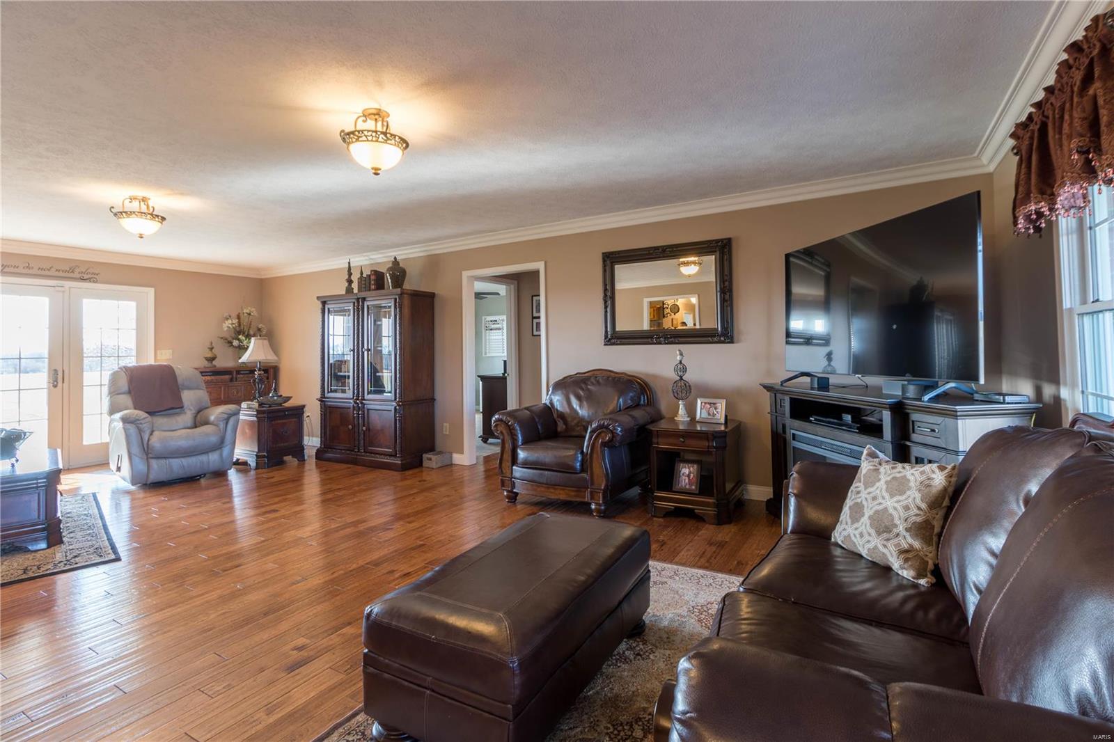 15043 Sulphur Springs Road Creal Springs, IL 62922 - Photo 7 of 45 Gallery Image 7