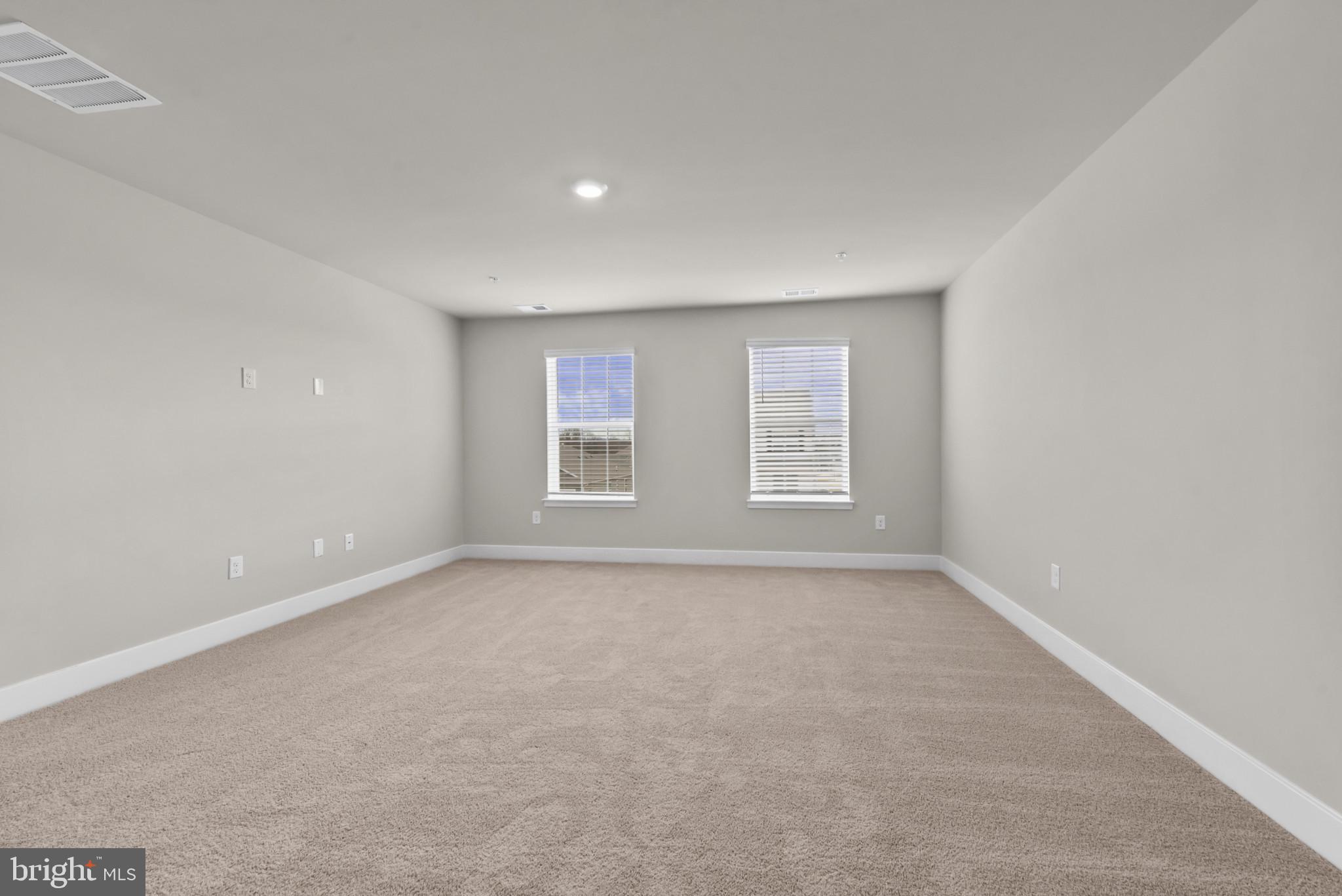 224 Eclipse Street Ranson, WV 25438 - Photo 30 of 41 an empty room with windows