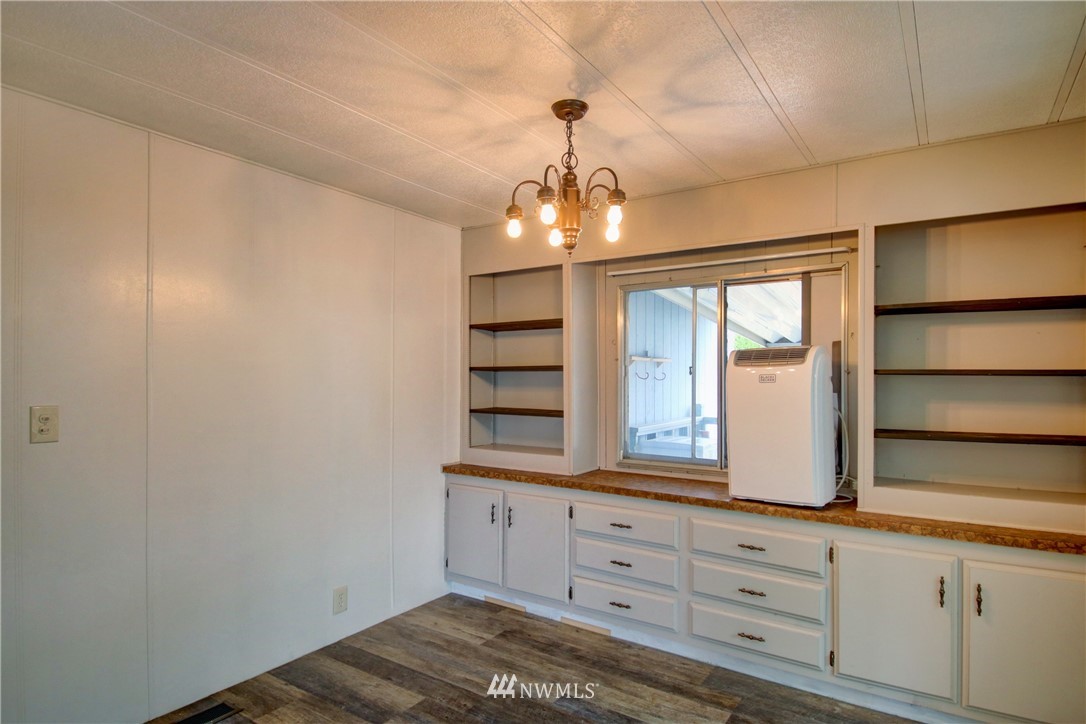 23095 East Jones Road Sedro-Woolley, WA 98284 - Photo 13 of 34 Gallery Image 13