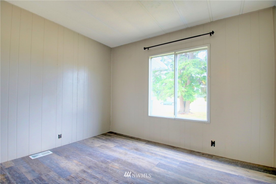 23095 East Jones Road Sedro-Woolley, WA 98284 - Photo 21 of 34 Gallery Image 21