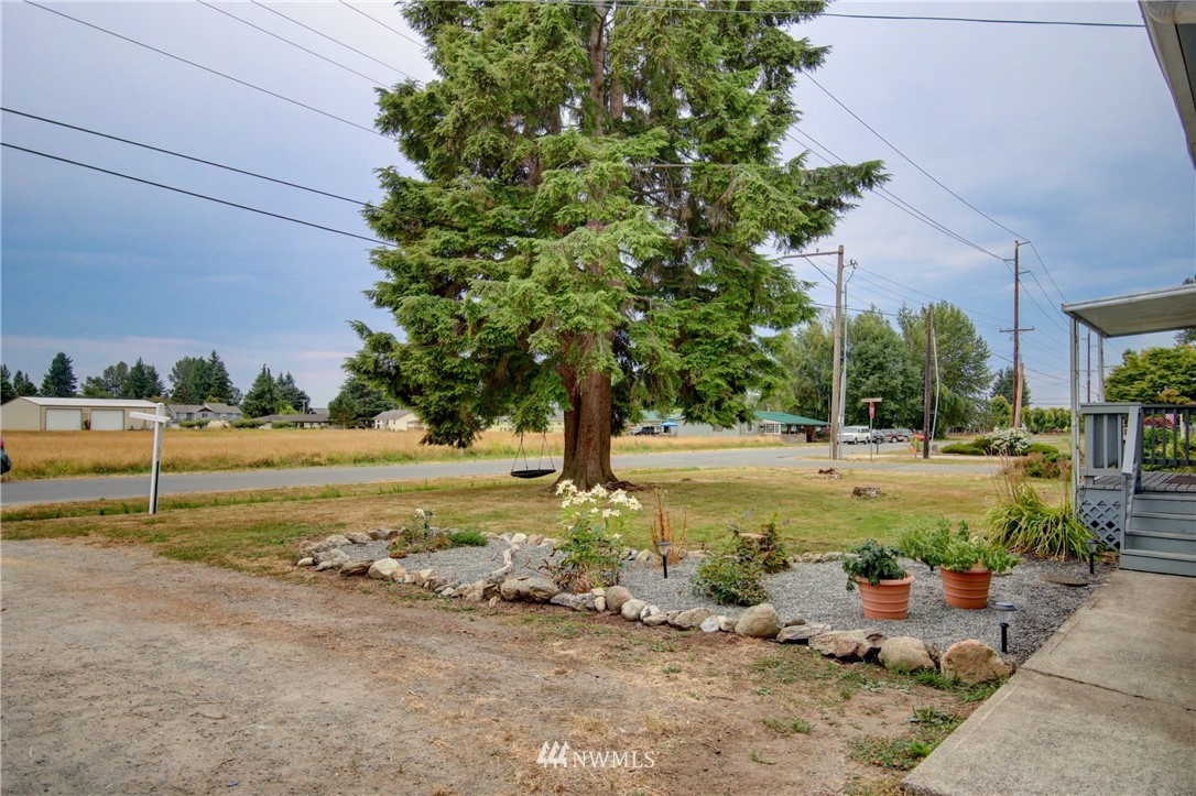 23095 East Jones Road Sedro-Woolley, WA 98284 - Photo 4 of 34 Gallery Image 4