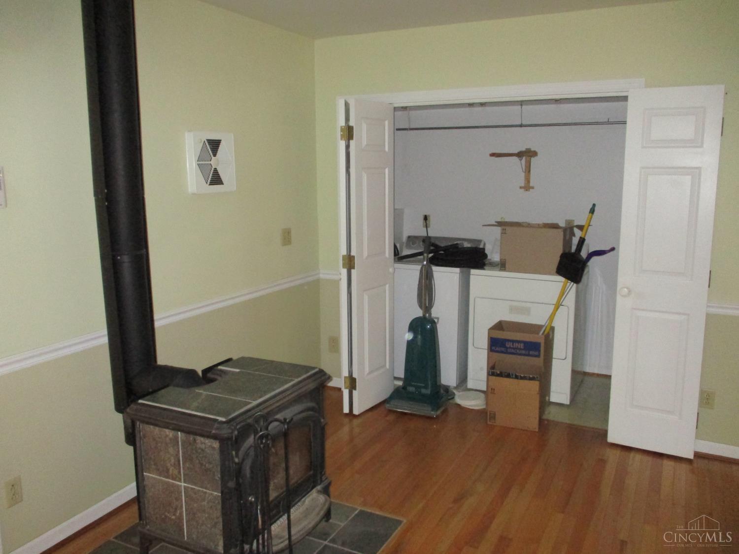 10952 Gosling Road Cincinnati, OH 45252 - Photo 15 of 34