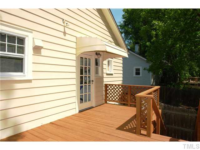 2913 Chapel Hill Road Durham, NC 27707 - Photo 22 of 25 Gallery Image 22