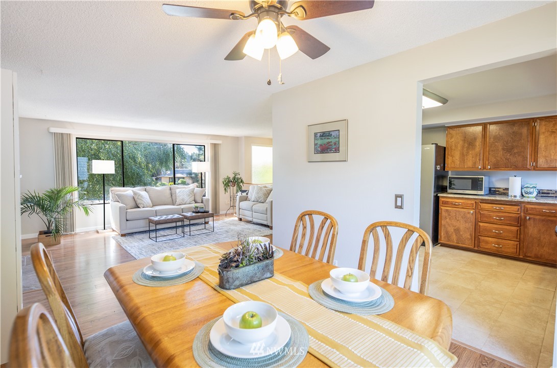 18609 126th Place Southeast Renton, WA 98058 - Photo 7 of 37 Gallery Image 7