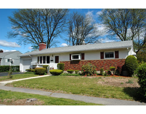 96 Blue Bell Road Worcester, MA 01606 - Photo 1 of 14 Gallery Image 1
