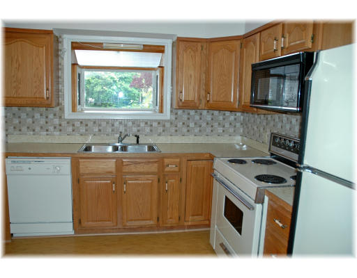 96 Blue Bell Road Worcester, MA 01606 - Photo 5 of 14 Gallery Image 5