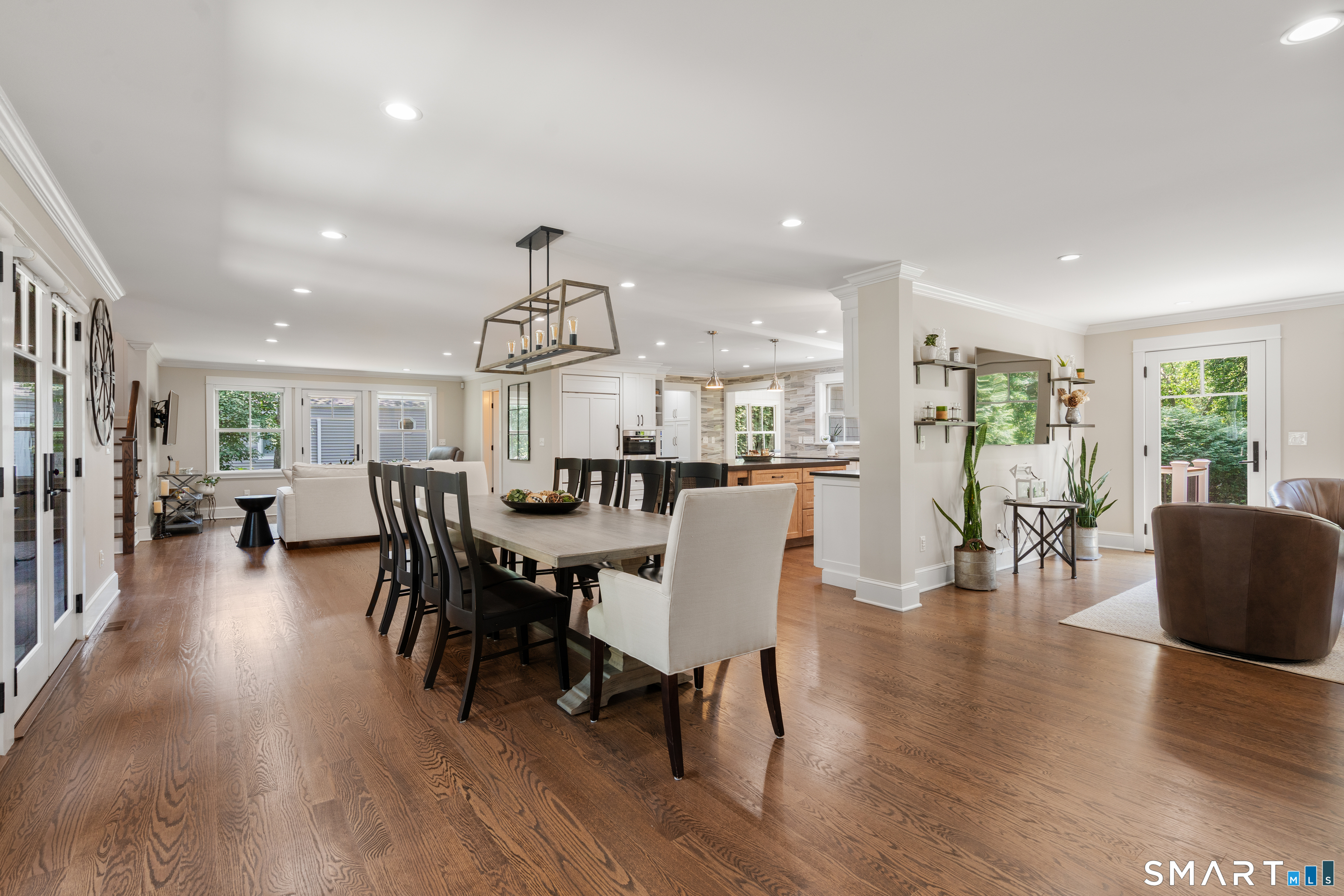 121 Osborne Hill Road Fairfield, CT 06824 - Photo 12 of 39