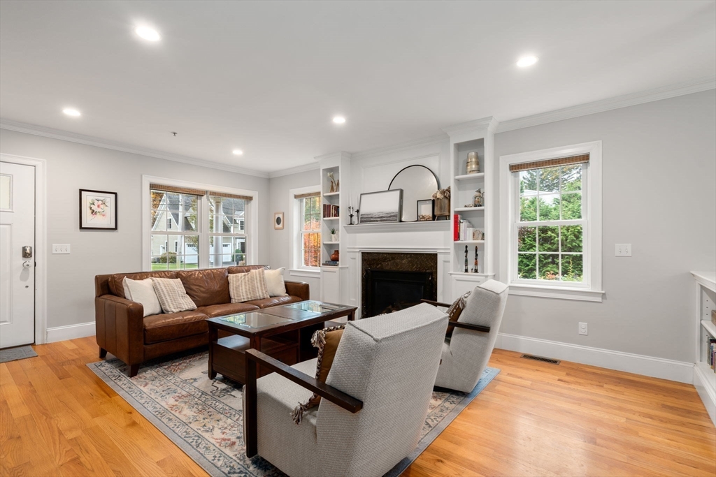 9 Bellevue Road, Unit 9 Natick, MA 01760 - Photo 5 of 39