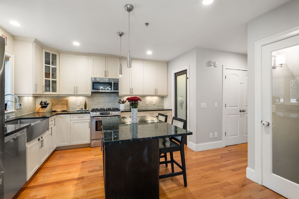 9 Bellevue Road, Unit 9 Natick, MA 01760 - Photo 10 of 39