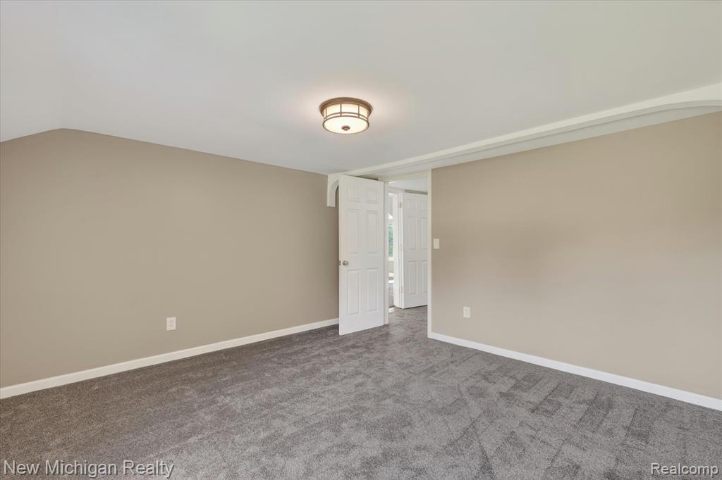 11374 Lahring Road Gaines, MI 48436 - Photo 34 of 66
