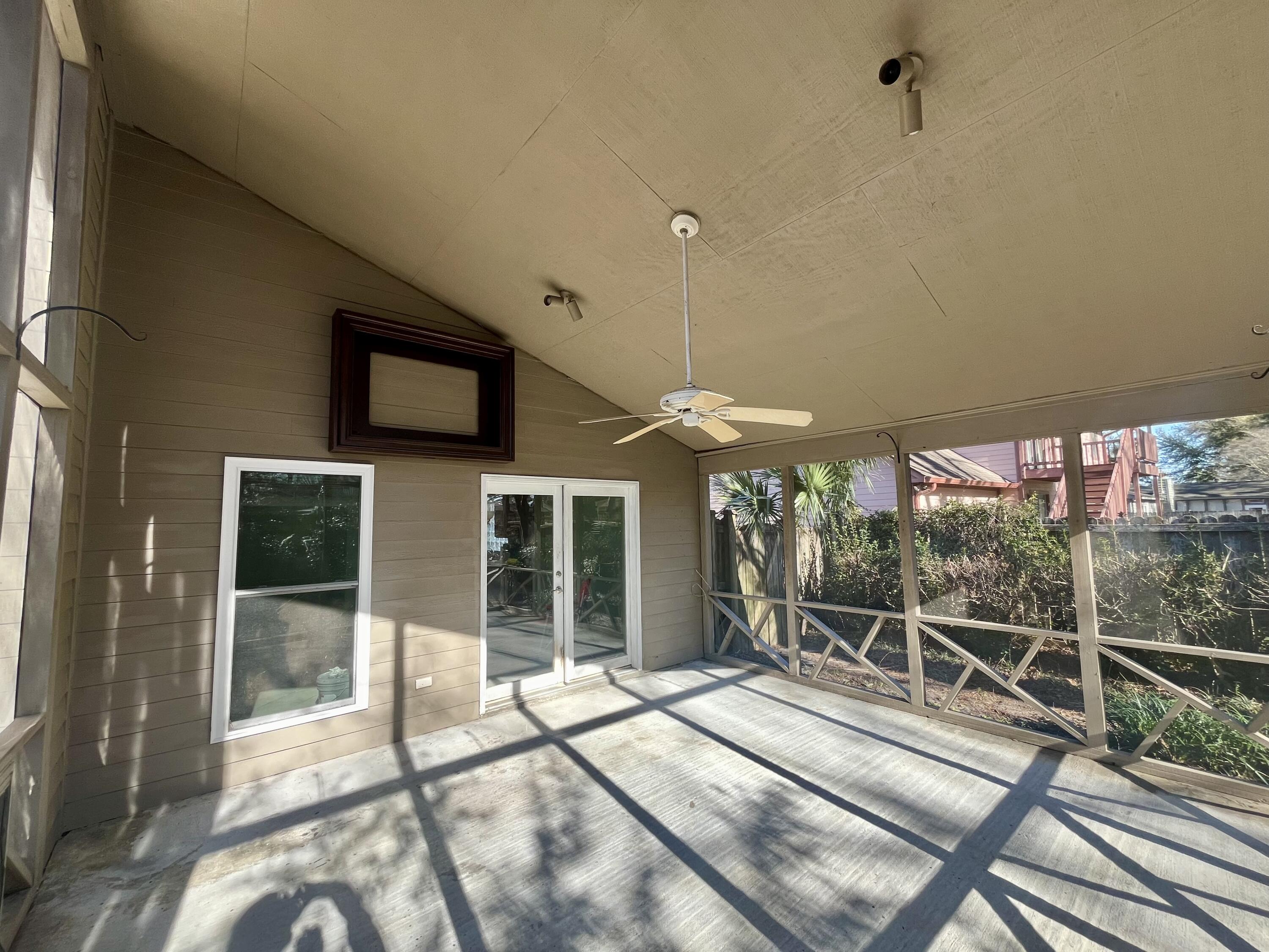 2309 Fidling Road Charleston, SC 29414 - Photo 3 of 20 2309Fidling_ScreenedPorch2