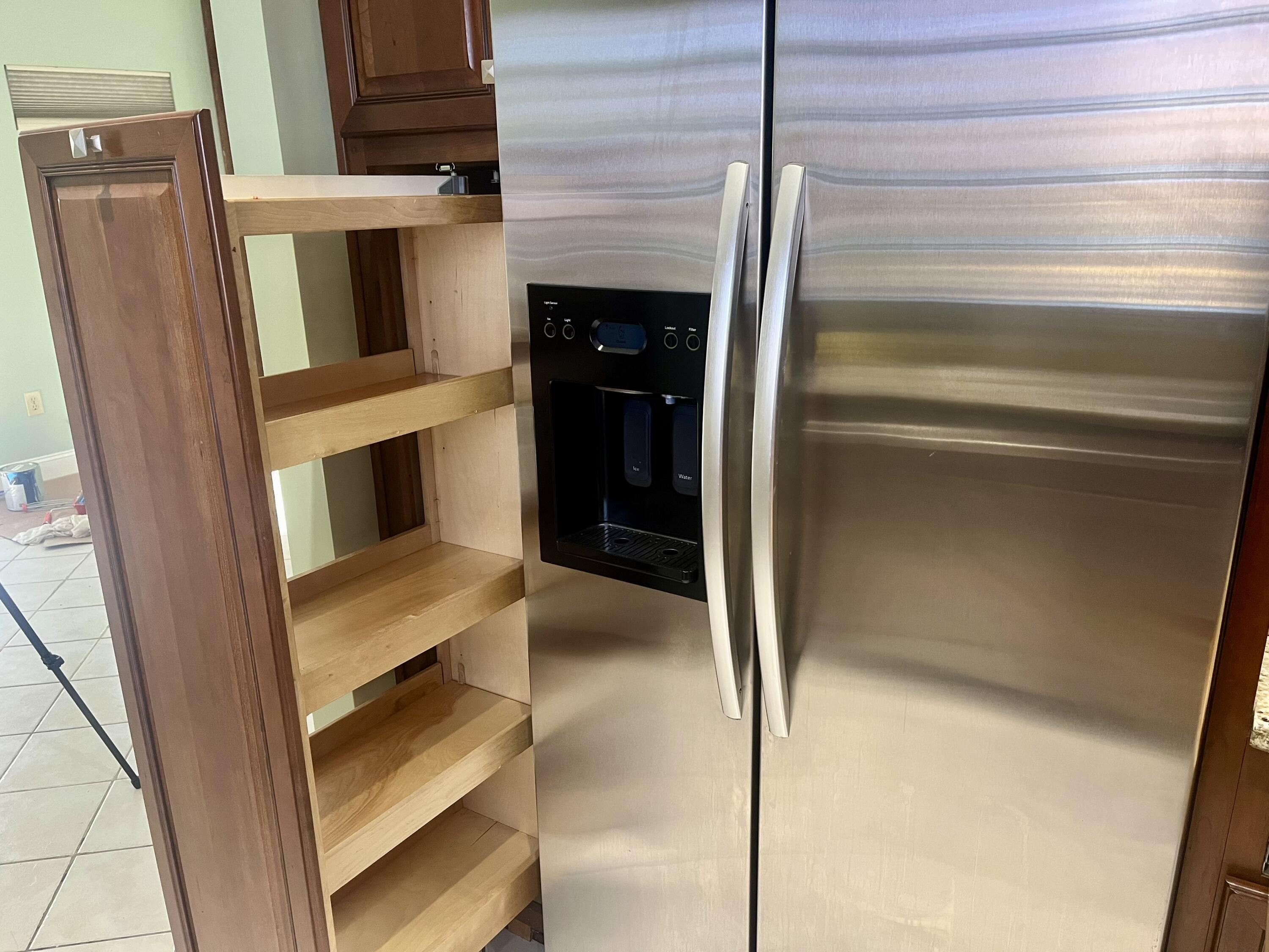 2309 Fidling Road Charleston, SC 29414 - Photo 5 of 20 2309Fidling_KitchenOrganization1