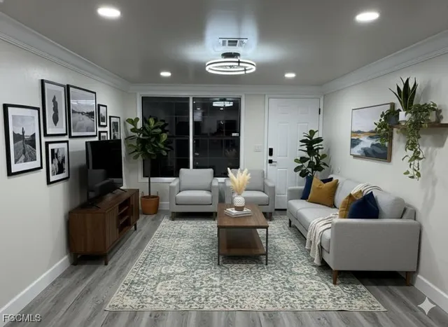 $179,000 | 5219 Treetops Drive, Unit I, Naples, FL 34113