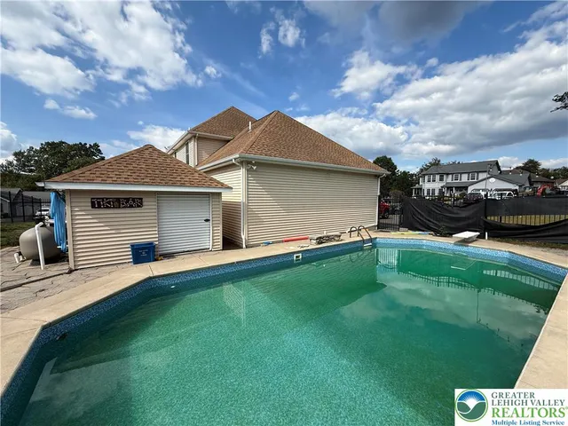 $3,000 | 114 Kestrel Road, Mountain Top, PA 18707