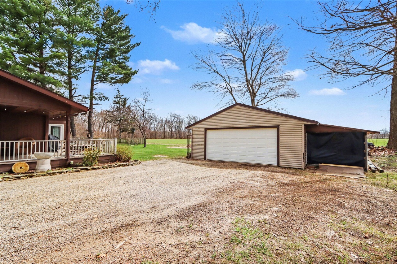 48379 Hill Drive Decatur, MI 49045 - Photo 35 of 43