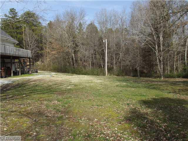 435 Ratledge Road Mocksville, NC 27028 - Photo 9 of 11 Exterior Back.