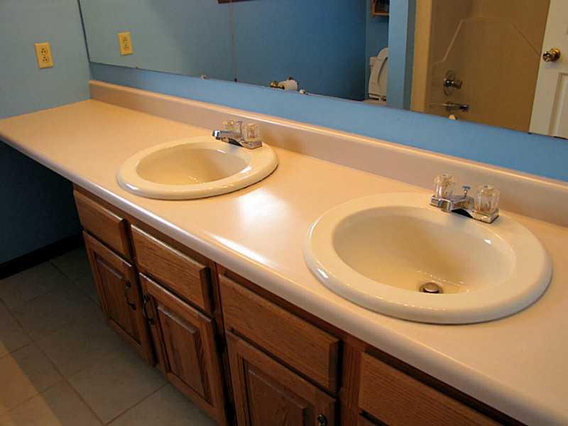 3235 Ridgeway Road Greensburg, PA 15601 - Photo 13 of 25 Full Bath.