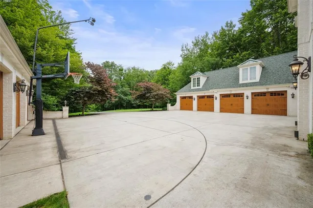 $3,149,000 | 406 Blackstone Lane, Mars, PA 16046