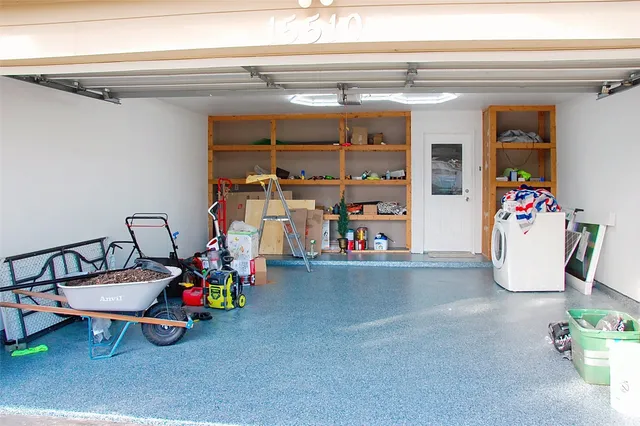 $2,200 | 15510 West Barbara Circle, Houston, TX 77071