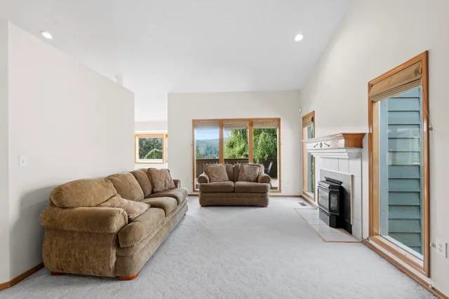 $525,000 | 2106 East Turnberry Lane, Spokane, WA 99223