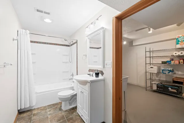 $525,000 | 2106 East Turnberry Lane, Spokane, WA 99223