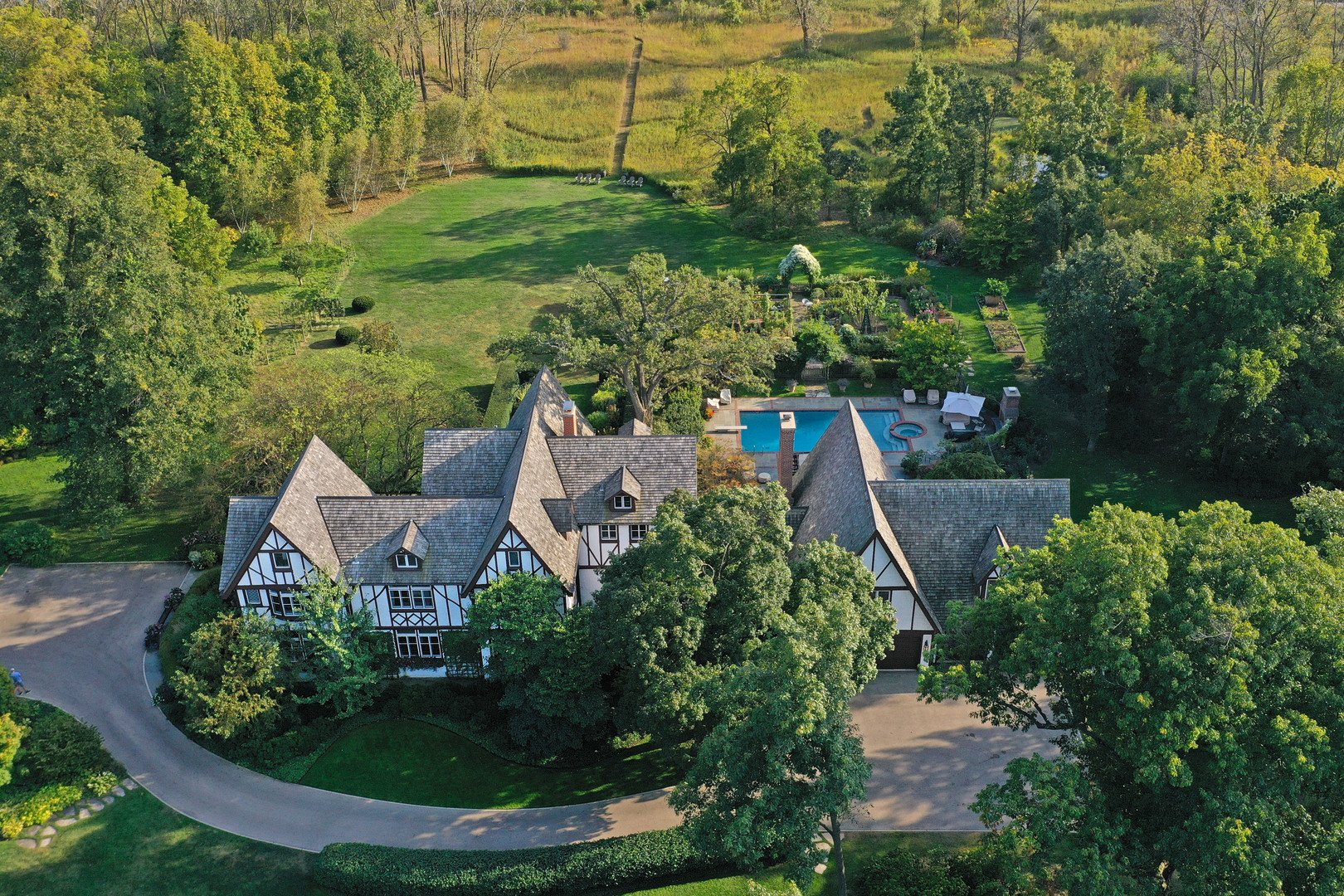 499 West Old Mill Road Lake Forest, IL 60045 - Photo 1 of 3