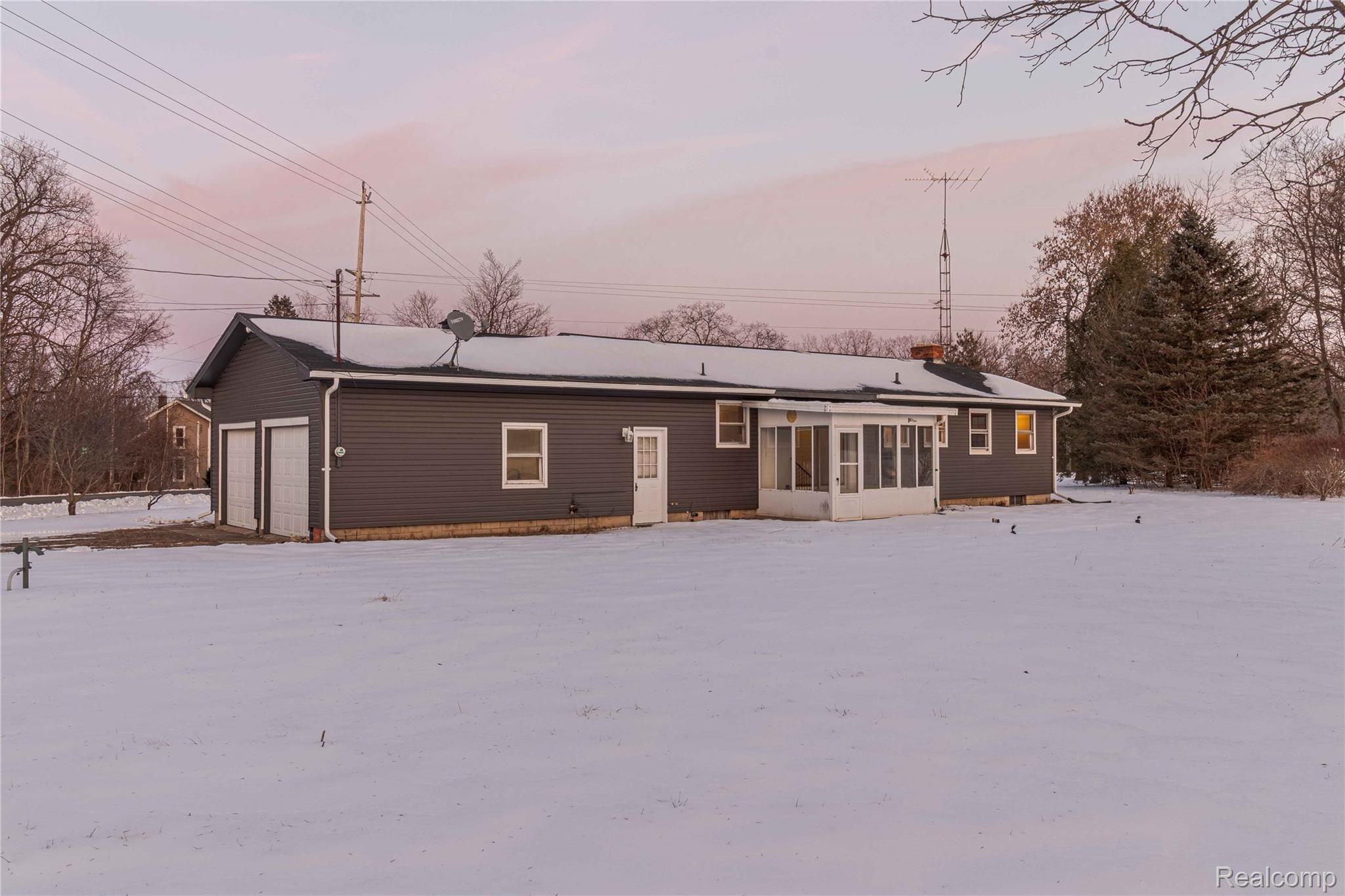 2917 Staib Road Tecumseh, MI 49286 - Photo 4 of 40 4 Staib (9 of 67).jpg