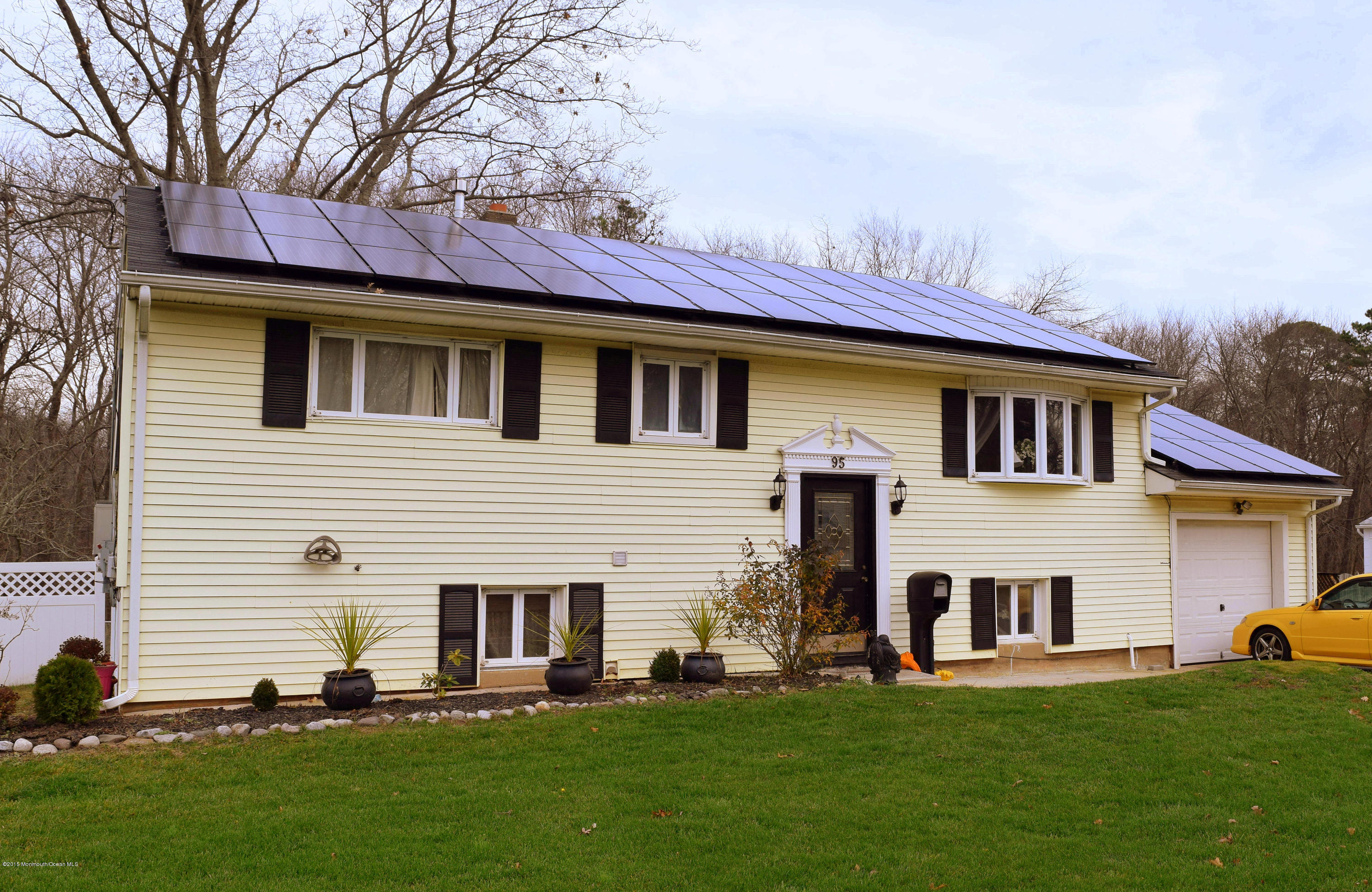 95 Darien Road Howell, NJ 07731 - Photo 24 of 24 DarienRd95HOW FrontA-002