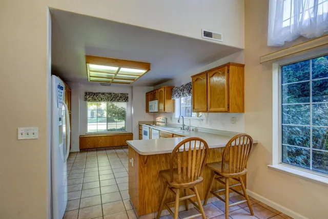 $675,000 | 304 Manor Drive, Ione, CA 95640