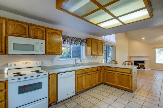 $675,000 | 304 Manor Drive, Ione, CA 95640