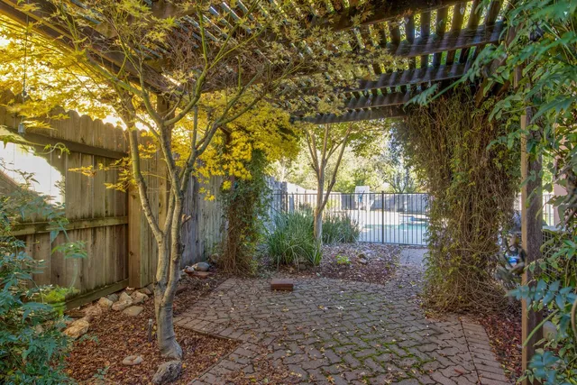 $675,000 | 304 Manor Drive, Ione, CA 95640