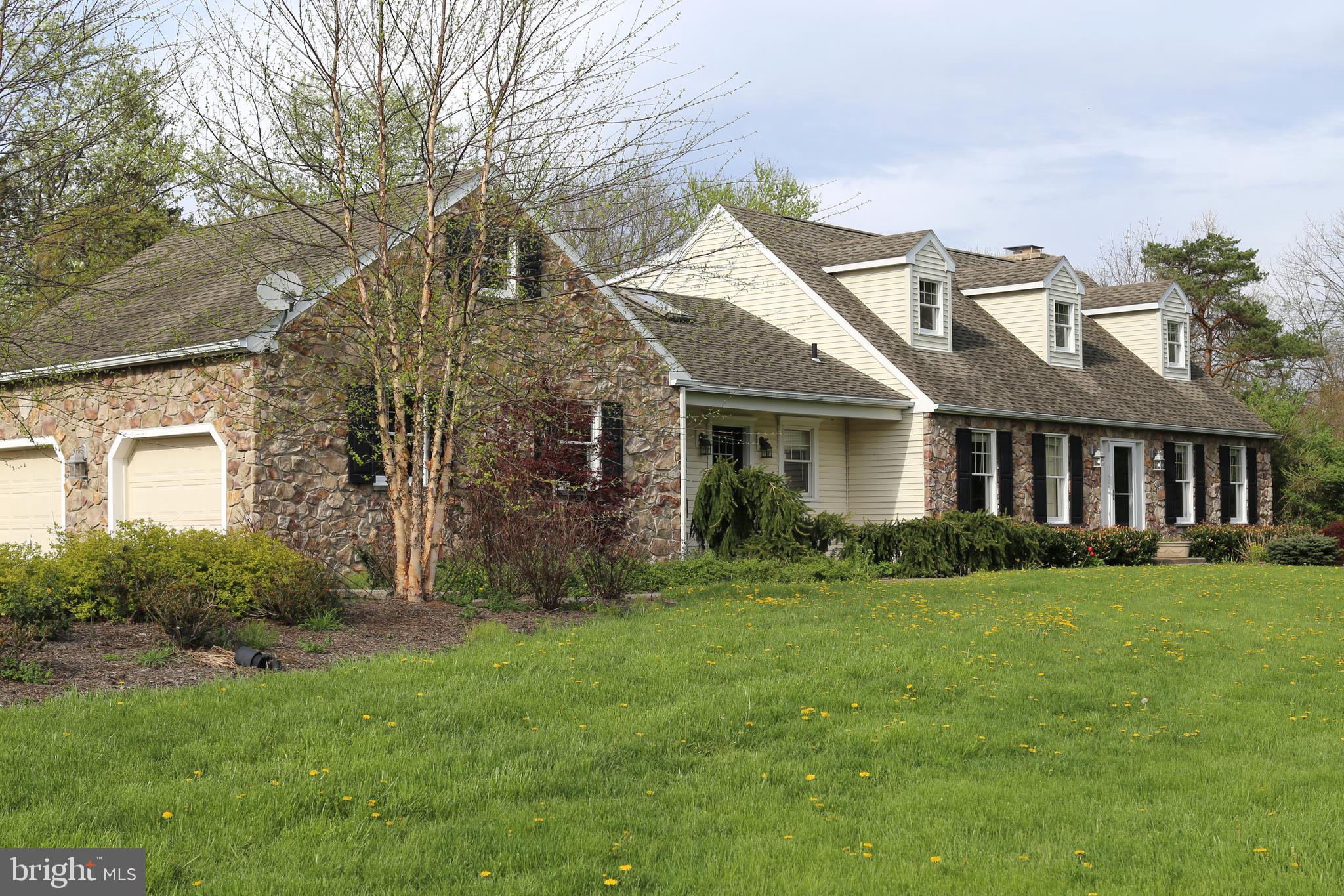 317 Fretz Road Telford, PA 18969 - Photo 2 of 49