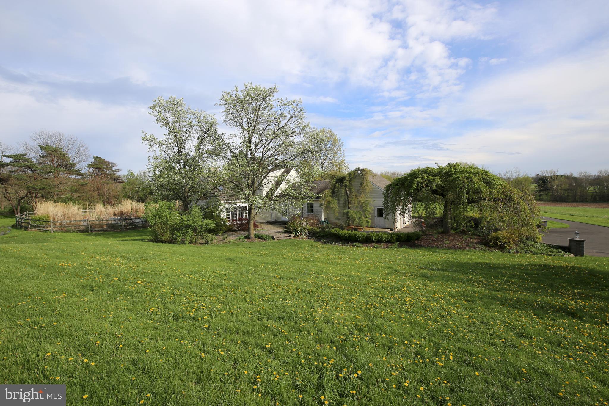 317 Fretz Road Telford, PA 18969 - Photo 3 of 49