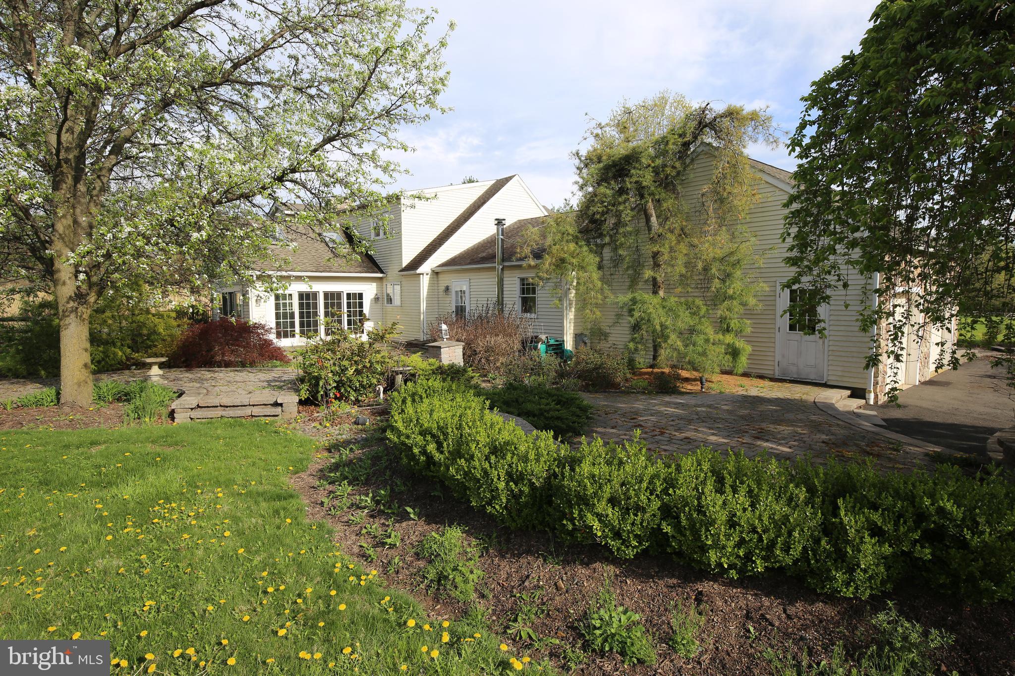 317 Fretz Road Telford, PA 18969 - Photo 4 of 49