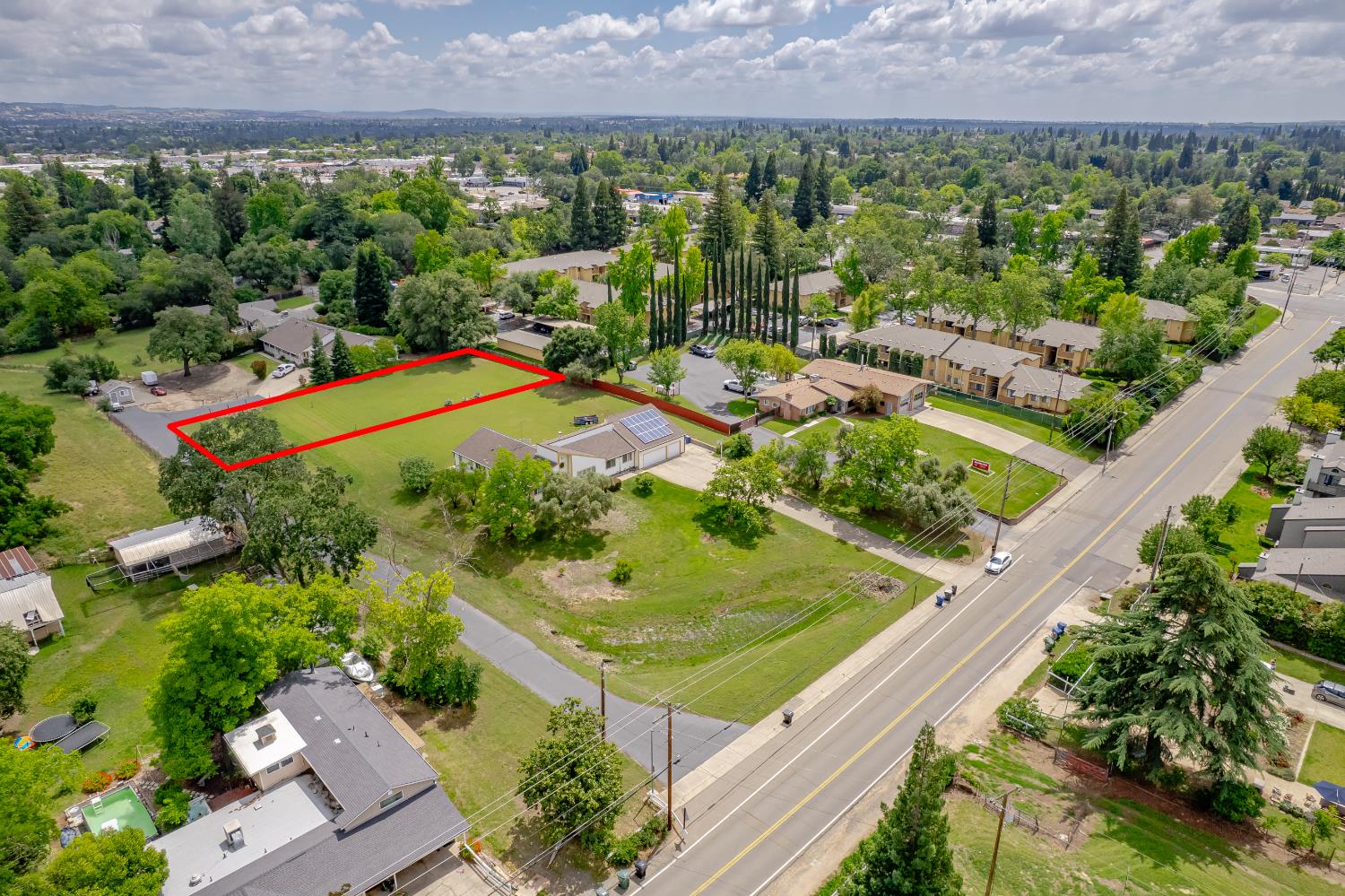 6310 Chestnut Avenue Orangevale, CA 95662 - Photo 14 of 53 an aerial view of a house
