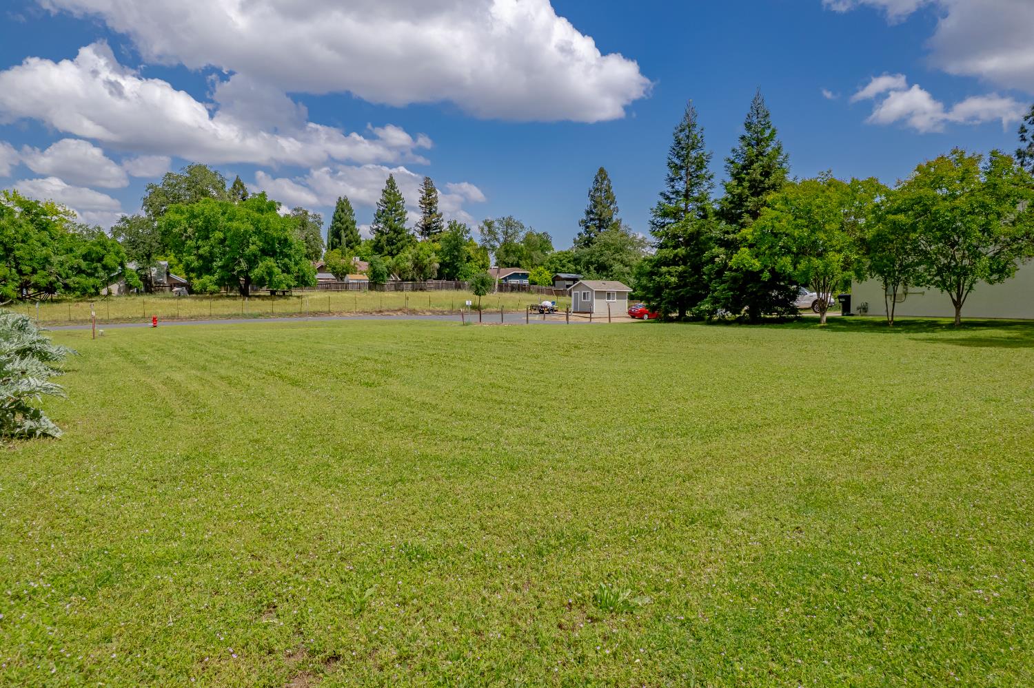 6310 Chestnut Avenue Orangevale, CA 95662 - Photo 21 of 53 a view of an ocean and a building