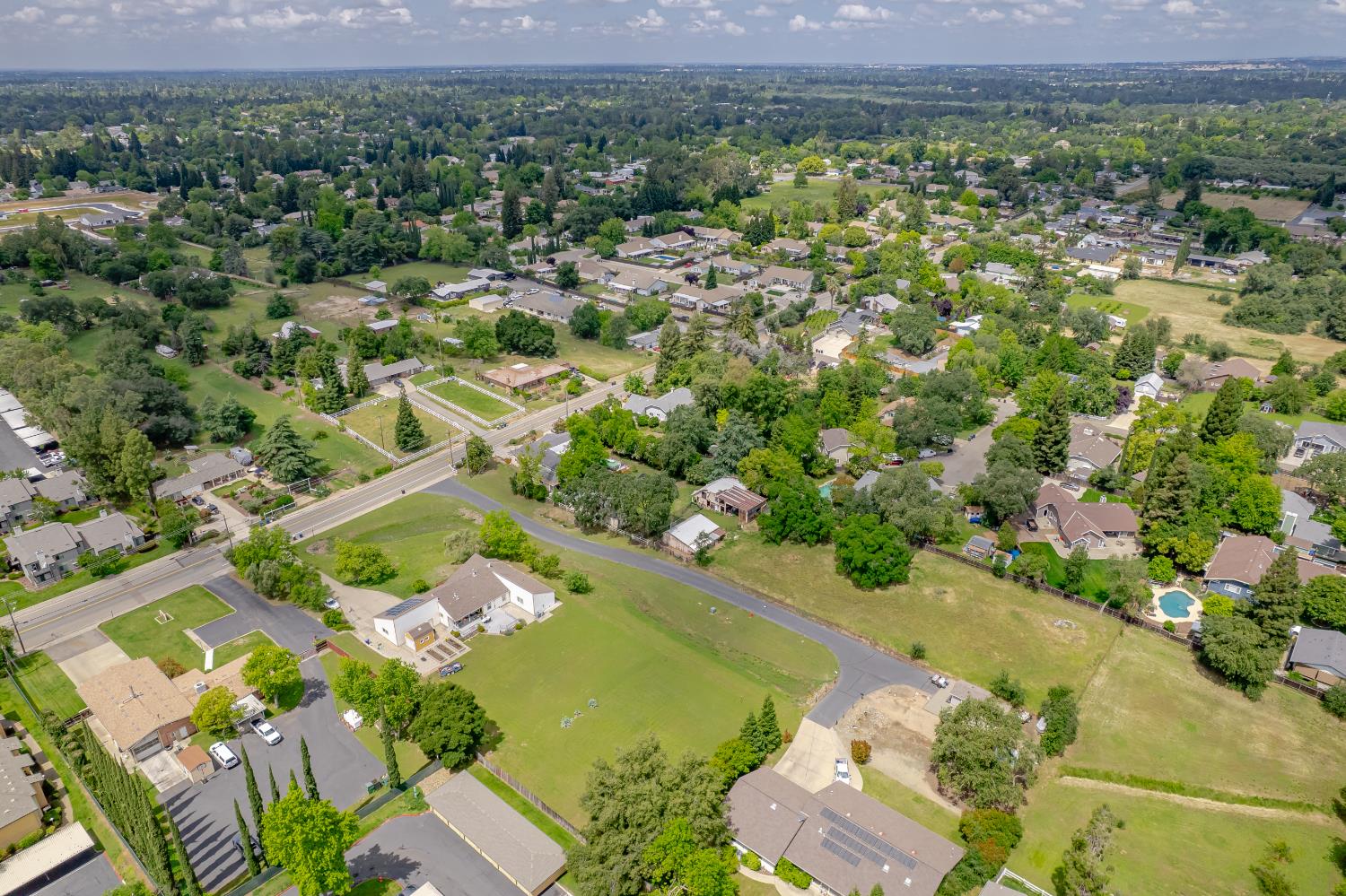 6310 Chestnut Avenue Orangevale, CA 95662 - Photo 29 of 53 an aerial view of a houses with a yard