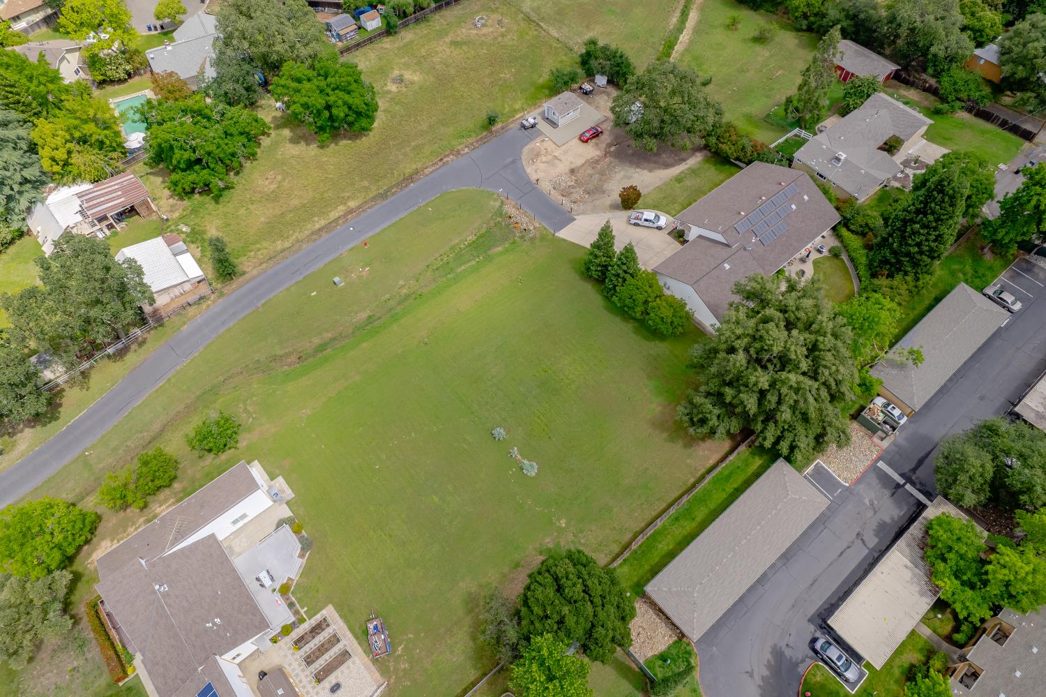 6310 Chestnut Avenue Orangevale, CA 95662 - Photo 39 of 53 an aerial view of a house with a yard