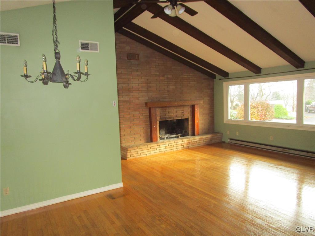 5511 Chapmans Road Orefield, PA 18069 - Photo 6 of 31 Gallery Image 6