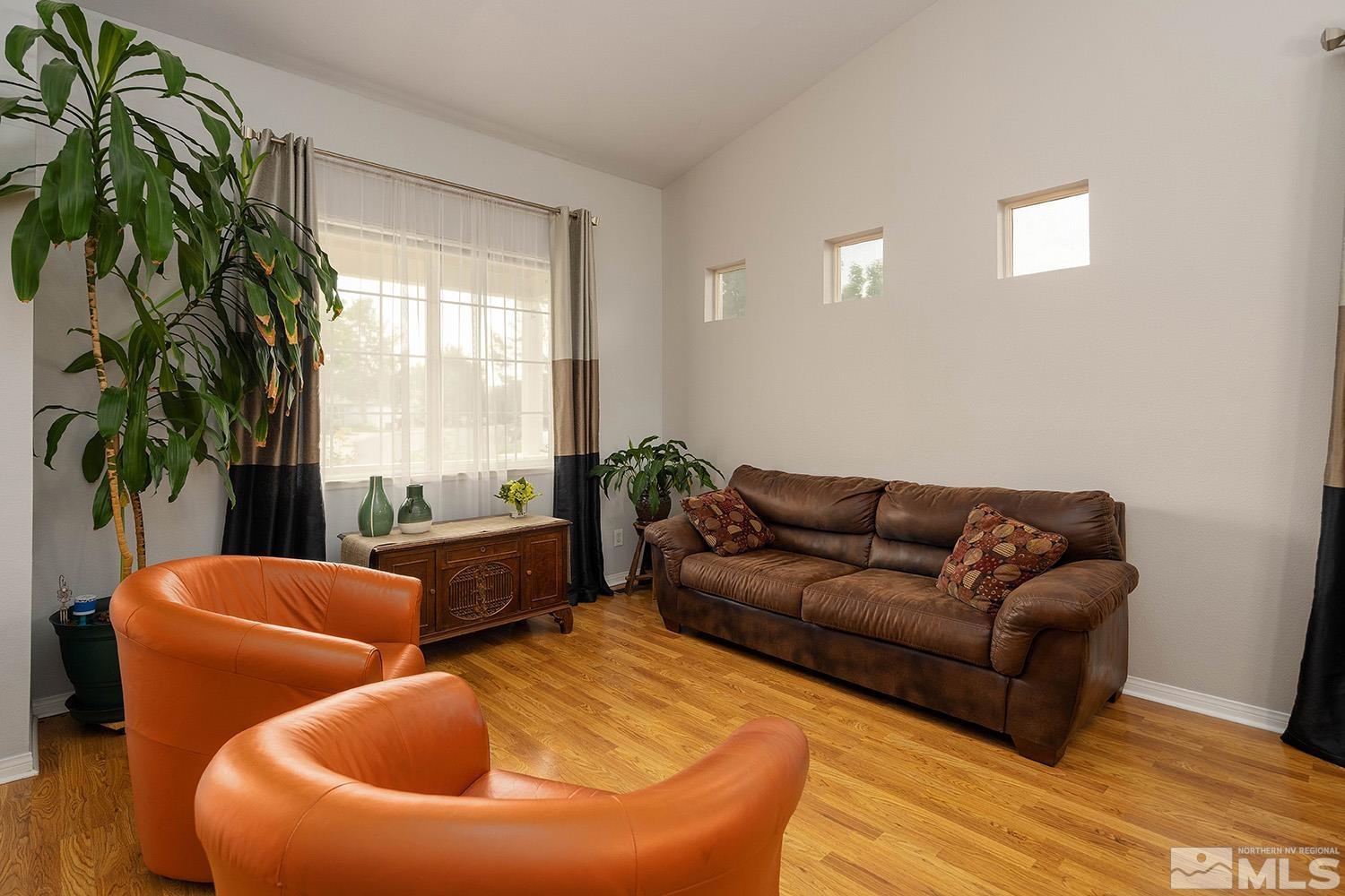 4809 Eaglewood Court Reno, NV 89502 - Photo 8 of 32 Photo 8