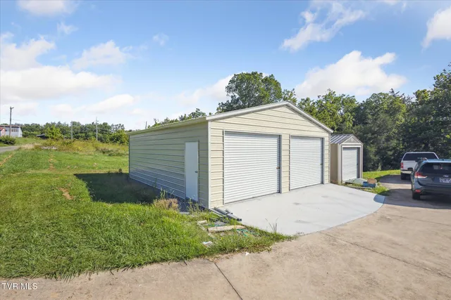 $469,000 | 2715 Old Stage Road, Afton, TN 37616