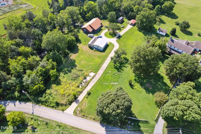 $469,000 | 2715 Old Stage Road, Afton, TN 37616