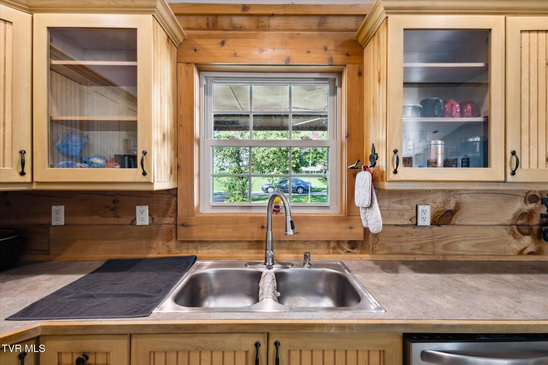 2715 Old Stage Road Afton, TN 37616 - Photo 9 of 43 15-2715-Old-Stage-Rd-Afton-TN-37616-Wind