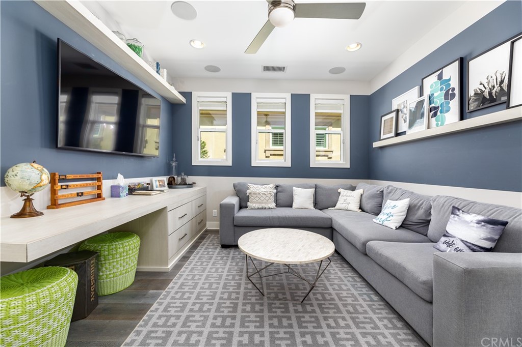 35 Zion Drive Lake Forest, CA 92630 - Photo 28 of 41 a spacious bathroom with a double vanity sink a mirror and a bathtub